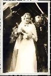 Por. J�zef Walicki w dniu �lubu ze Zdzis�aw� z Nyk�w, Pozna�, ko�ci� garnizonowy, ok. 1936/1937 r. (fot. ze zb. rodzinnych).