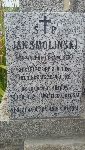 Jan Smoli�ski upami�tniony na imiennej tablicy epitafijnej wystawionej na grobie rodzic�w na cmentarzu parafialnym w Kleczanowie. Stan z dn. 9 sierpnia 2015 r. (fot. udost�pni�: Piotr Be�czowski).