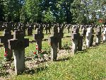 Warszawa, ul. Pow�zkowska, Cmentarz Wojskowy - miejsce spoczynku strz. Aleksandra Korbuszewskiego. Stan z dn. 15 czerwca 2017 r. (fot. udost�pni� Bogus�aw Pisarek).