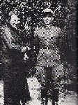 P�k. Edward Godlewski z �on� Izabell� (p�niejsz� kurierk� Armii Krajowej, zastrzelon� przez Gestapo w sierpniu 1943 r. (fot. za: Dzieje U�an�w Jaz�owieckich: praca zbiorowa, Londyn 1988, udost�pni�: Krzysztof Go�dzik).