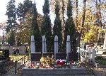 Por. Tadeusz Jeziorowski – zbiorowa mogi�a �o�nierzy lotnictwa WP, Cm. Wojsk. pw. �w. Jerzego w �odzi. (fot. Zbigniew Adamas, w dn. 03.11.2011r.)