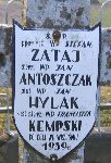 Stefan Zataj upami�tniony na imiennej tablicy epitafijnej na jednej z mogi� zbiorowych cmentarza wojennego w Budach Starych. Stan z dn. 25. 12. 2005 r. (fot. Marcin Prengowski).