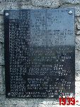 J�zef Majewski upami�tniony (jako J�zef Malewski) na jednej z imiennych zbiorczych tablic pami�tkowych w obr�bie kwatery wojennej na cm. parafialnym w Gi�ycach. Stan z dn. 26. 09. 2009 r. (fot. Tomasz Karolak).