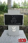 Kpt. Jan Boski upami�tniony na imiennej tabliczce epitafijnej mogi�y indywidualnej w obr�bie kwatery wojennej na cmentarzu parafialnym w Skierniewicach, ul. Kozietulskiego. Stan z dn. 25. 06. 2011 r. (fot. Marcin Prengowski).