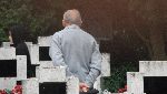 po 73 latach...w poszukiwaniu swojego ojca,kt�rego nigdy nie widzia�...M�j tata-Mieczys�aw Kmieciak.