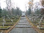 Cmentarz wojenny w Laskach - miejsce poch�wku u�. Henryka Szyma�skiego (fot. Anita Szyma�ska, c�rka Andrzeja, bratanka Henryka).