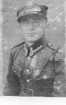 Zdj�cie Jana Kurenia z odbywanej zasadniczej s�u�by wojskowej lub �wicze� wojskowych z 1933 r. (rok podany na odwrocie zdj�cia).
