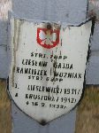 Czes�aw Gajda, upami�tniony na imiennej tablicy epitafijnej na kwaterze wojennej na cmentarzu rzymskokatolickim w Rybnie. Stan z 2005r.