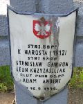Stanis�aw Gawron, upami�tniony na imiennej tablicy epitafijnej na kwaterze wojennej na cmentarzu rzymskokatolickim w Rybnie. Stan z 2005r.