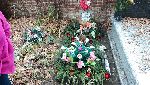 Mogi�a indywidualna na Cmentarzu Br�dnowskim w Warszawie, ul. �w. Wincentego - miejsce poch�wku Zygmunta Boreczka. Stan z dn. 26 pa�dziernika 2017 r. (fot. Agnieszka Geisler).