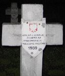 J�zef Kar�uk (Karpiuk), upami�tniony na imiennej tablicy epitafijnej na cmentarzu wojennym w Sochaczewie - Trojanowie, Al. 600-lecia. Stan z 2005 r.