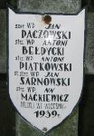 [Franciszek] Ma�kiewicz, upami�tniony na imiennej tablicy epitafijnej w obr�bie kwatery wojennej na cmentarzu parafialnym w Juliopolu.