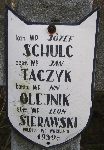 Olejnik, upami�tniony na imiennej tablicy epitafijnej na wydzielonej kwaterze na cmentarzu rzymskokatolickim w Juliopolu. 