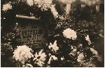 Kwatera wojenna, Kutno, ul. Cmentarna (Ze zbior�w Muzeum Bitwy nad Bzur� Oddzia� Muzeum Regionalnego w Kutnie, strona Urz. Woj. w �odzi: http://www.niepodleglosc.lodzkie.eu – stan z dn. 18 IV 2011r.) 