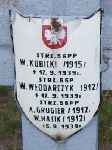 Walenty W�odarczyk, upami�tniony na imiennej tablicy epitafijnej na kwaterze wojennej na cmentarzu rzymskokatolickim w Rybnie. Stan z 2005r.