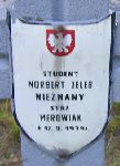 Norbert Zelek (Zeleb), upami�tniony na imiennej tablicy epitafijnej na kwaterze wojennej na cmentarzu rzymskokatolickim w Rybnie. Stan z 2005r.