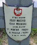J�zef We�nicki, upami�tniony na imiennej tablicy epitafijnej na kwaterze wojennej na cmentarzu rzymskokatolickim w Rybnie. Stan z 2005r.