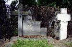 St. strz. Feliks Mucha upami�tniony na jednej z mogi� kwatery wojennej C 28 na Cmentarzu Wojskowym w Warszawie, ul. Pow�zkowska. Stan z lata 2000 r. (fot. udost�pni�: Aleksander Mucha).