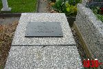 Pami�tkowa p�yta nagrobna na mogile indywidualnej Felicji B�KOWSKIEJ w obr�bie kwatery wojennej na cm. parafialnym w Sochaczewie, ul. Traugutta (fot. T. Karolak)
