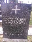 Strz. Antoni Kamrowski upami�tniony na imiennej tablicy epitafijnej na mogile zbiorowej w obr�bie kwatery wojennej �o�nierzy Wojska Polskiego na cmentarzu parafii rzymskokatolickiej pw. �w. Macieja Aposto�a i �w. Ma�gorzaty w Bednarach. Stan z dn. 06.09.2012 r. (fot. B�a�ej Kucharski).
