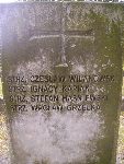 Strz. Wac�aw Grzelka upami�tniony na imiennej tablicy epitafijnej na mogile zbiorowej na cm. wojennym w Kompinie. Stan z dn. 15.09.2012 r. (fot. B�a�ej Kucharski).