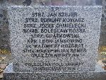 Strz. Jan Szejer upami�tniony na imiennej tablicy epitafijnej na mogile zbiorowej w obr�bie kwatery wojennej �o�nierzy Wojska Polskiego na cm. parafii rzymskokatolickiej pw. Nawiedzenia Naj�wi�tszej Marii Panny i �w. J�zefa w Bielawach. Stan z dn. 29.09.2012r. (fot. B�a�ej Kucharski).