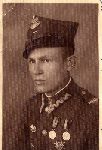 W�adys�aw Popek w czasie odbywania zasadniczej s�u�by wojskowej w 17 pu�ku artylerii lekkiej w Gnie�nie (fot. ze zb. rodzinnych).