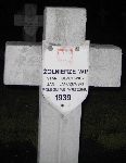 Jan Janczewski, upami�tniony na imiennej tablicy epitafijnej na cmentarzu wojennym w Sochaczewie - Trojanowie, Al. 600-lecia. Stan z 2005 r.