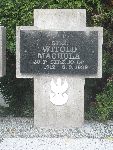 Strz. Witold Machula upami�tniony na imiennej tablicy epitafijnej na mogile zbiorowej w obr�bie kwatery wojennej �o�nierzy Wojska Polskiego na cmentarzu parafialnym w Woli Cyrusowej. Stan z dn. 21.09.2013r. (fot. B�a�ej Kucharski).
