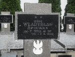 Strz. W�adys�aw �piewak upami�tniony na imiennej tablicy epitafijnej na mogile zbiorowej w obr�bie kwatery wojennej �o�nierzy Wojska Polskiego na cmentarzu parafialnym w Woli Cyrusowej. Stan z dn. 21.09.2013r. (fot. B�a�ej Kucharski).
