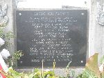 Rudolf Frank upami�tniony na jednej ze zbiorczych imiennych tablic epitafijnych mogi�y zbiorowej na cmentarzu parafialnym w Nieborowie. Stan z dn. 28. 09. 2015 r. (fot. B�a�ej Kucharski).