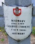 Eugeniusz Stefaniak, upami�tniony na imiennej tablicy epitafijnej na kwaterze wojennej na cmentarzu rzymskokatolickim w Rybnie. Stan z 2005r.
