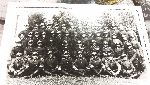 Jan Anto�czyk w�r�d s�uchaczy Szko�y podoficerskiej CKM Podolskiej Brygady Kawalerii (fot. ze zb. rodzinnych).