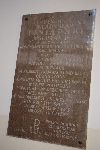 W�adys�aw Liniarski upami�tniony na tablicy pami�tkowej wmurowanej w Ko�ciele pw. �w. Stanis�awa Kostki w Warszawie. Stan z dn. 8 sierpnia 2012 r. (fot. za Wikimedia Commons).