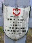 Jan �oma, upami�tniony na imiennej tablicy epitafijnej na kwaterze wojennej na cmentarzu rzymskokatolickim w Rybnie. Stan z 2005r.