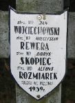 Strz. Edward Wojciechowski upami�tniony na imiennej tabliczce epitafijnej na jednej z mogi� zbiorowych kwatery wojennej na cmentarzu parafialnym w Juliopolu. Stan z dn. 18. 12. 2004 r. (fot. Marcin Prengowski).