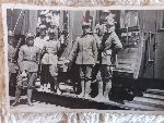 Kpr. Adam Jankowski (oznaczony krzy�ykiem) w�r�d �o�nierzy Wojska Polskiego po og�oszeniu mobilizacji, koniec sierpnia 1939 r. (for. ze zb. rodzinnych).