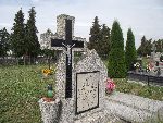Strzelce, mogi�a zbiorowa. Stan z dn. 01. 09. 2011 r. (fot. Zbigniew Adamas).