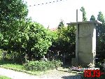 Pruszk�w, ul. Cmentarna, kwatera wojenna. Stan z dn. 28. 06. 2012 r. (fot. Tomasz Karolak).
