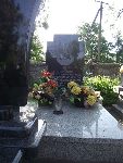Oszkowice, mogi�a zbiorowa. Stan z dn. 24. 05. 2012 r. (fot. Zbigniew Adamas).