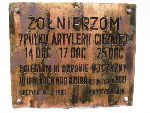 ��czyca, ul. Kaliska, kwatera wojenna. Stan z dn. 8 wrze�nia 2011 r. (fot. Zbigniew Adamas).