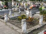 Opor�w, gr�b rodzinny (1). Stan z dn. 26. 09. 2010 r. (fot. Alfred Nowi�ski).
