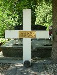 Milan�wek, ul. Wojska Polskiego, kwatera wojenna. Stan z dn. 17. 05. 2013 r. (fot. Jacek Kaczorowski).