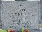 Opor�w, gr�b rodzinny (2). Stan z dn. 31. 05.2015 r. (fot. Witold Rapsiewicz).