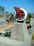 Wola Pierowa, mogi�a zbiorowa (2). Stan z dn. 04. 09. 2009 r. (fot. Urz�d Gminy Nowe Ostrowy / www.noweostrowy.pl).