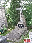 Warszawa, al. Marsza�ka J�zefa Pi�sudskiego, mogi�a zbiorowa (1). Stan z dn. 25 lipca 2016 r. (fot. Tomasz Karolak).