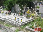 Warszawa, ul. Go�ciniec, gr�b rodzinny. Stan z dn. 25 lipca 2016 r. (fot. Tomasz Karolak).