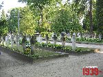 Warszawa, ul. �agiewnicka, kwatera wojenna - Warszawa, ul. �agiewnicka, kwatera wojenna. Stan z dn. 13 wrze�nia 2016 r. (fot. Tomasz Karolak).