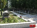 Zabor�w, kwatera wojenna. Stan z dn. 31. 08. 2011 r. (fot. Tomasz Karolak).