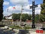 Zabor�w, kwatera wojenna. Stan z dn. 31. 08. 2011 r. (fot. Tomasz Karolak).